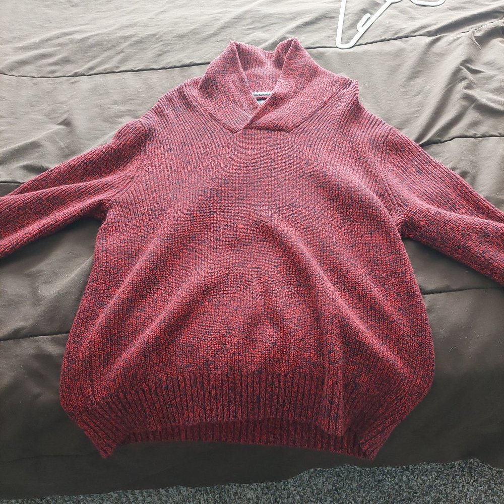 Men's sweater
